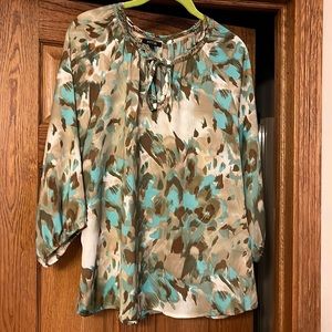 Super Cute Apt 9 Top Size Lg